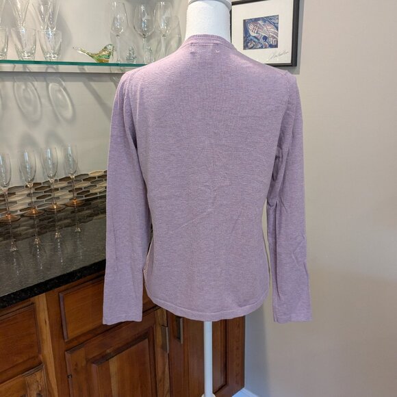 Eddie Bauer Medium Lavender Purple Cardigan Sweater V-Neck Button Front Pockets - Picture 3 of 3